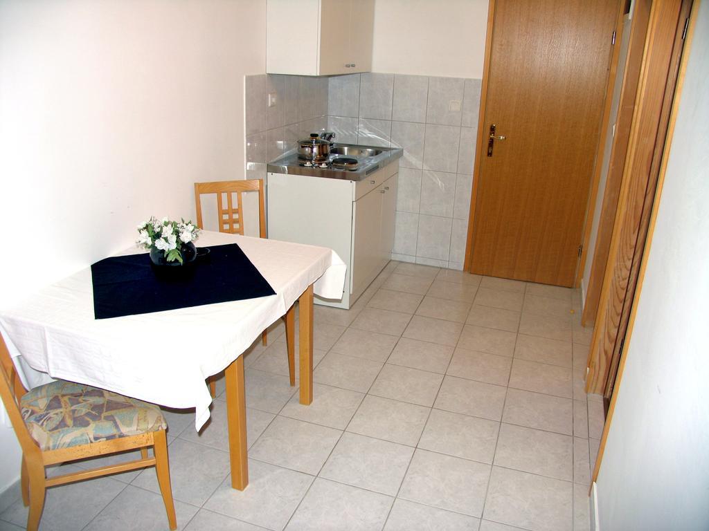 Apartments Vidovic Vodice Habitación foto