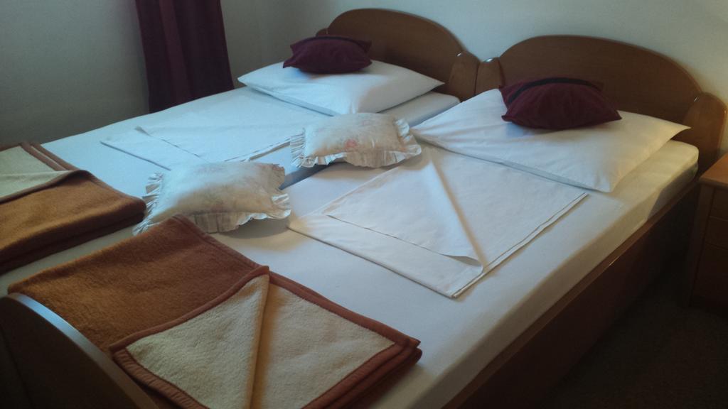 Apartments Vidovic Vodice Habitación foto