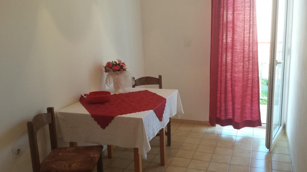 Apartments Vidovic Vodice Habitación foto