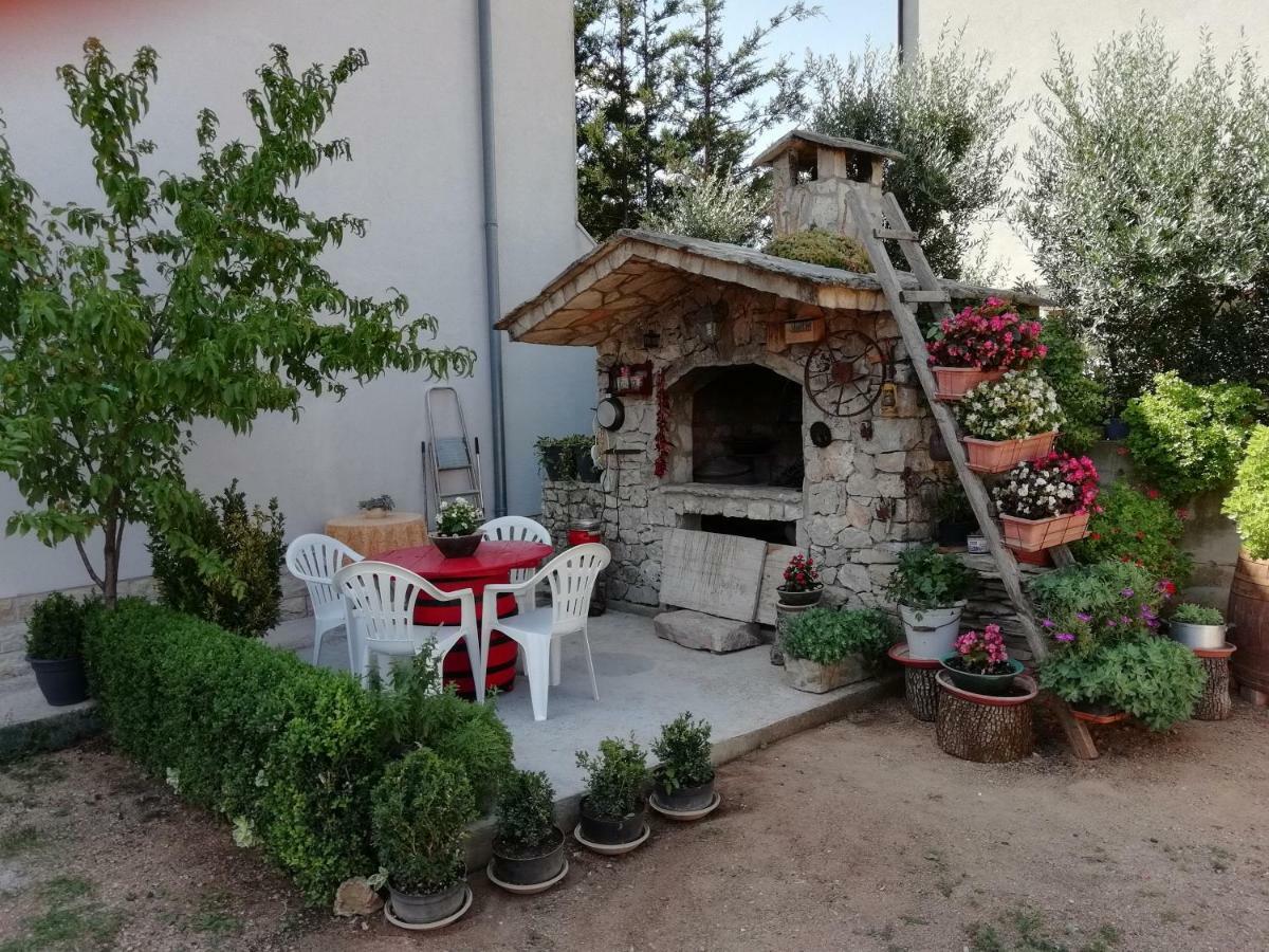 Apartments Vidovic Vodice Exterior foto